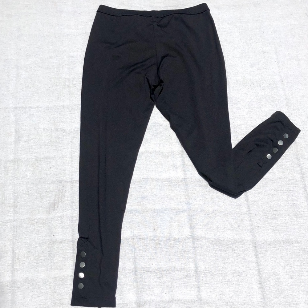✨Epic Thread Black Leggings! - Picture 3 of 4